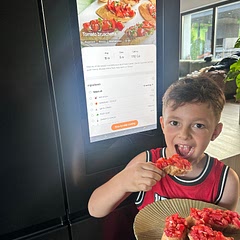 Iubesc să gătesc alături de fiul meu!❤️ frigiderul și cuptorul din gama Bespoke Samsung sunt de mare ajutor❤️