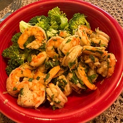 I had some pre cooked shrimp so this was such a quick meal