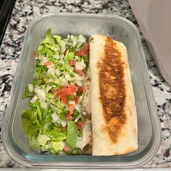 These were so good, I was able to make 8 flautas with the ingredients. I served the veggies over shredded butter lettuce and topped with guacamole. It’s super filling for dinner!