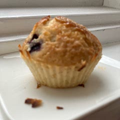 It took 18 min cause my muffincups were smaller; then few minutes in grill till browned. They disappeared fast!