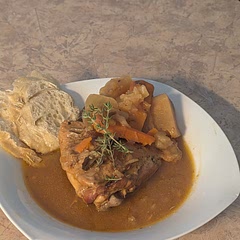 Delicious. Has an old country flavor profile. The skin on the chicken thighs turn out crispy with this recipe. My boyfriend said my ancestors would've cooked this for me. I take that as a high compliment 😋