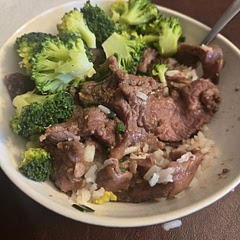 Used 2lbs shaved ribeye and cut into slices. Add a little extra of every ingredient ❤️