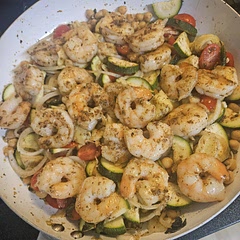 I forgot the bell pepper replaced with artichoke and chili powder. So good!!!