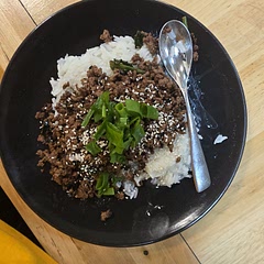 His is very nice food