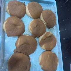 Made it again, had a mishap - 

I wanted 16 buns instead of 8, so I 2x’d the recipe. However, I added 3 tsp yeast (instead of 4tsp) but I added the full 2x of warm milk to my dough - I think this is the reason why it didn’t poof upwards like last time. The dough was very moist when I was making my balls. I knew something was wrong. 

Which was unfortunate cause they’re not as pretty this time around. They poofed sideways. 

But alhumdulillah they still tasted amazing!! Just not as visually appealing 😜.