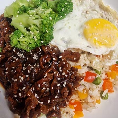 I decided to have egg on the side, but it was delicious, and everyone in my family would definitely eat it again (that doesn't happen too often).