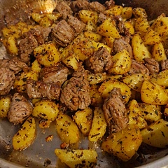 This is one of my favorite recipes!
I did marinade the beef for a few hrs before cooking it in the pan. Also added 2 garlic gloves.