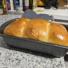 Im gonna perfect this recipe. But this was try number 2. I think rolling into 3 equal parts is better. And I went lower heat. 340. But it depends on the oven.