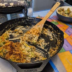 I wanted the breadcrumbs on top to be more crusty than crumbly but otherwise this was good. Maybe adding cheese to the top would meld it together like in my mind. 