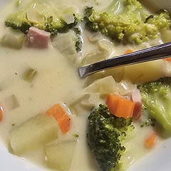 Delicious!
Was a hit with the kids too, they actually ate something.
I used vegetable broth instead of chicken, also added leftover ham.