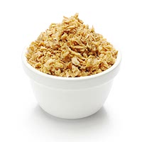 Dried onion flakes