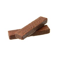 Reduced fat chocolate wafers