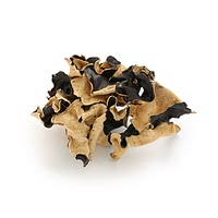 Dried cloud ear mushrooms