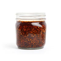 Crunchy garlic with chili oil sauce