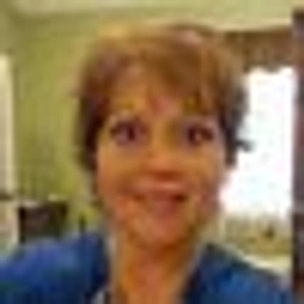 Leslie Poe