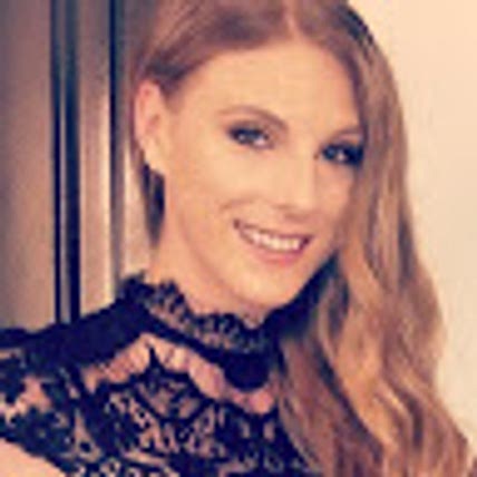 Joelle D