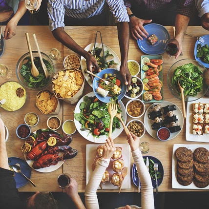 Easy meals for large crowds