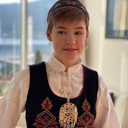 Selma Holstad
