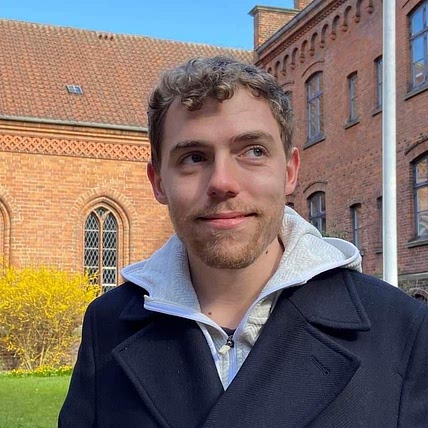 Adrian Skov