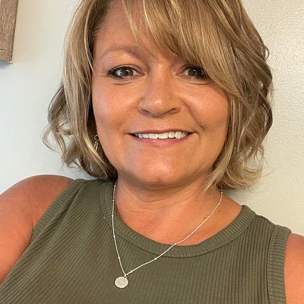 Lisa Capper Closson