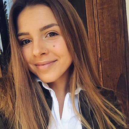 Elizabeth Hoblová