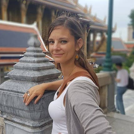 Elizabeth Allouche