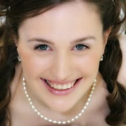 Elizabeth Reich