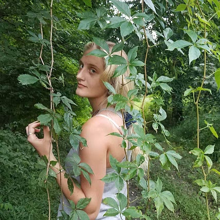 Ania Ksiezyc