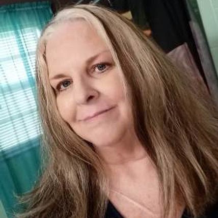 LORETTA KITCHENS