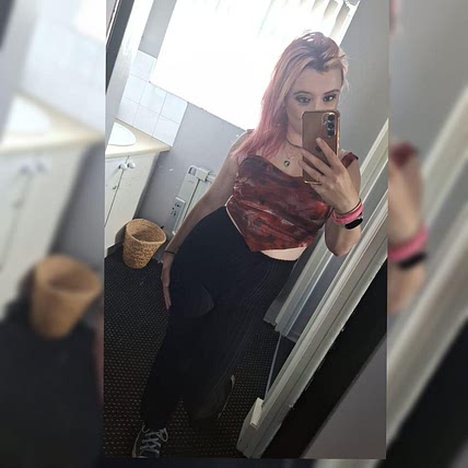 Hollie Shaw