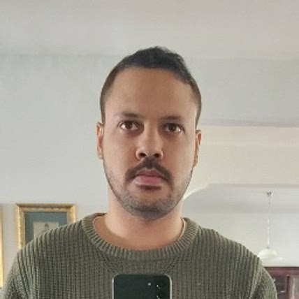 Yigael Powrie