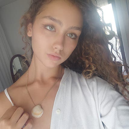 una