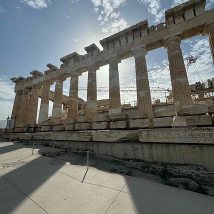 Approbation  👏 -одобрение, утверждение Nimble 👊- проворный, шустрый, ловкий