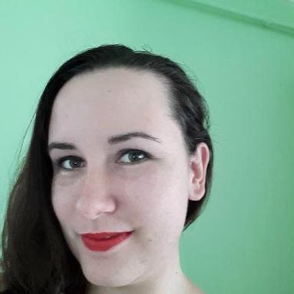 Laura Vivien Lakatos