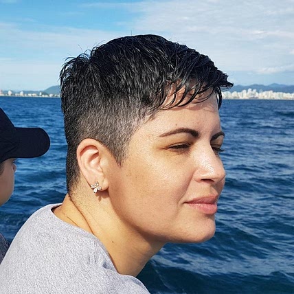 Karine Bonjour