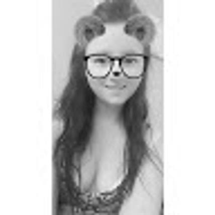 Paige R