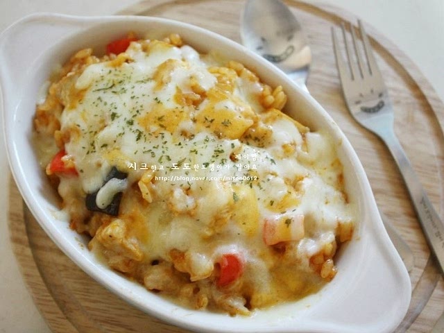 볶음밥 그라탕 드셔보셨나요? 엄청 맛있더라구요!
