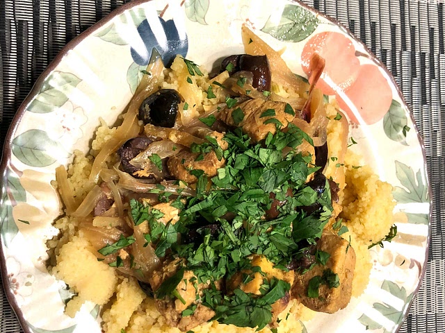 This recipe beautifully replicated delicious meals I could never forget from holidays to Morocco.
Attempting to cook with the large ceramic apparatus in my kitchen felt inappropriate and unfortunately cooking on a fire outside is just not practical given my location.
The instant pot has revolutionised this ancient cooking technique and I have been a huge fan since my first Turmeric Chicken and Green Olive Tajine.
Delicious!