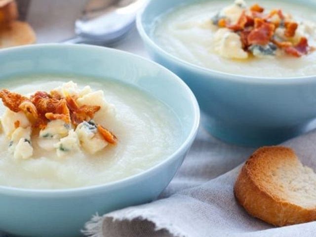 Hi Geiras, I've tried this recipe and it really worked well :) There are some Thermomix recipes that you can find across the app, and I saw that there are a couple of Thermomix communities, so I hope you'll manage to find more tasty vegan recipes :) 