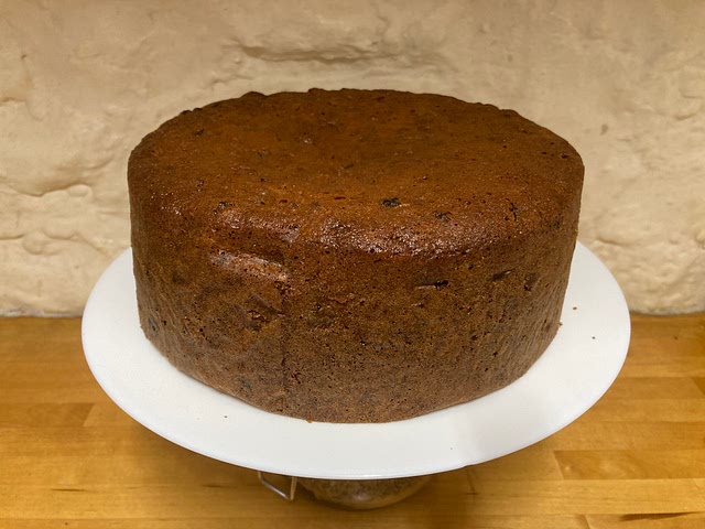 Boiled fruit cake