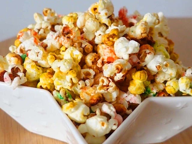 Did anybody tried to cook the viral Rainbow Pop Corn recipe?