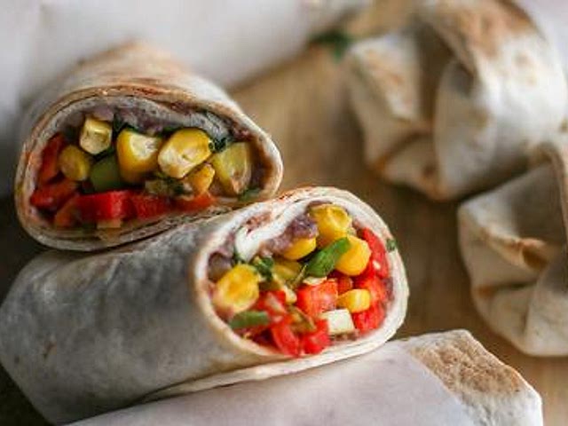 These are my favorite meal prep breakfast burritos! I mix-up the ingredients so I don’t get bored