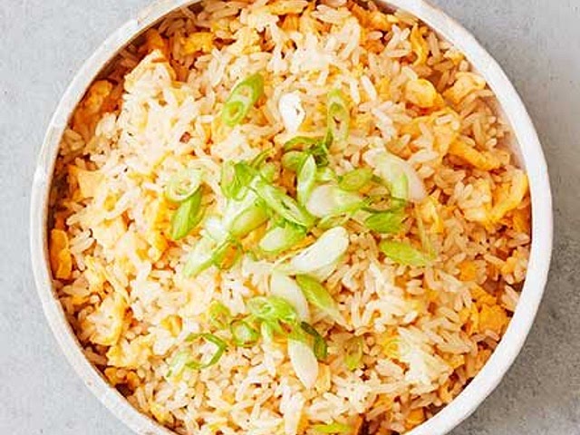 i found this  egg fried rice that is super simple and only takes 20 mins to make! And this would go so well with any other food or side dishes you have :) 