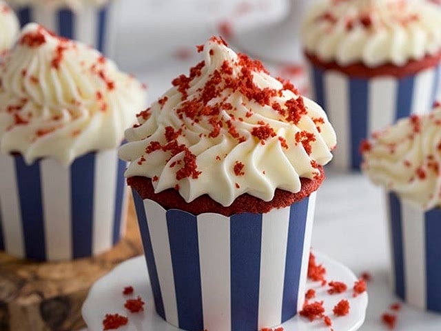I would say I'm more talented in baking than cooking and as gifts I often bake red velvet cupcakes and everybody would compliment it for being moist and yummy. I wouldn't take all the credits though as I have a cheat sheet I'm sharing with all of you. Try it out for your next family gathering! :) 