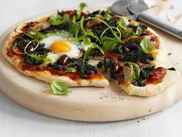 Hmmm, I really loved this chesse-less pizza recipe. It's a real thing. :) Is there a special reason why you don’t eat cheese? You just don't like it or something else? :)