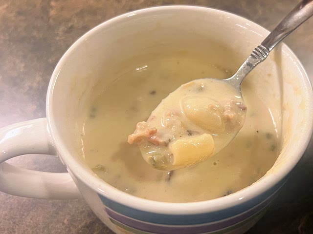 Hey Everyone, finally worked on a New England Clam Chowder recipe.  This one has been difficult to come up with, but I finally got close to the taste I was looking for.  The bacon and onion soup mix is the key!  Enjoy!