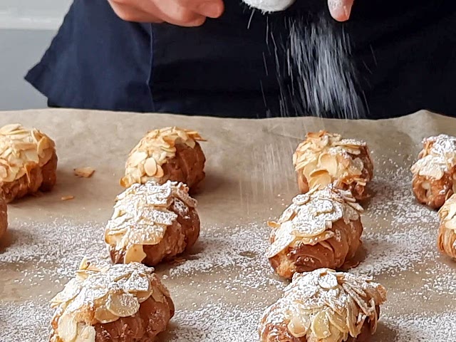 Here's an easy and simple gluten free almond croissant recipe using Schar puff pastry. Recipe is here - https://bakefree.net/mini-gluten-free-vegan-almond-croissant/