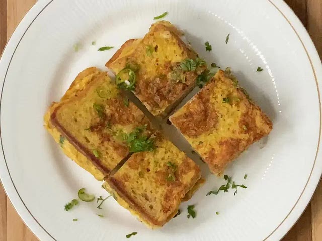 I'd go with this kind of Omelette Sandwich 😋😋😋😋😋