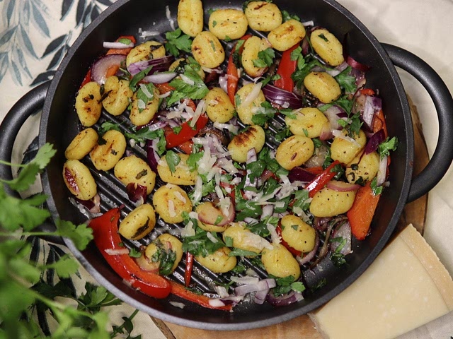 I also love pan fried gnocchi - this is a decent recipe, though I’ll riff on it with different spices or vegetables. Sometimes I’ll add some vegan cheese or plant based sausage (though it’s fine without!)