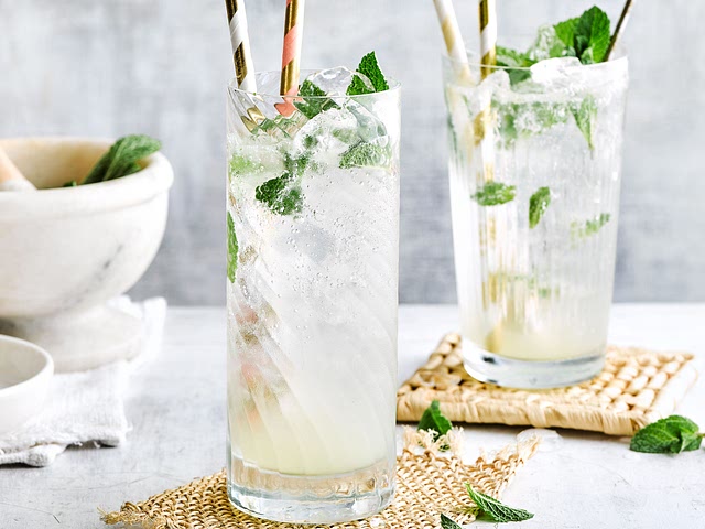 I love Mojitos so you can try this one out 🍹